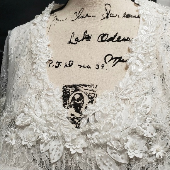 Stunt Double Bridal Gown - Picture 11 of 17